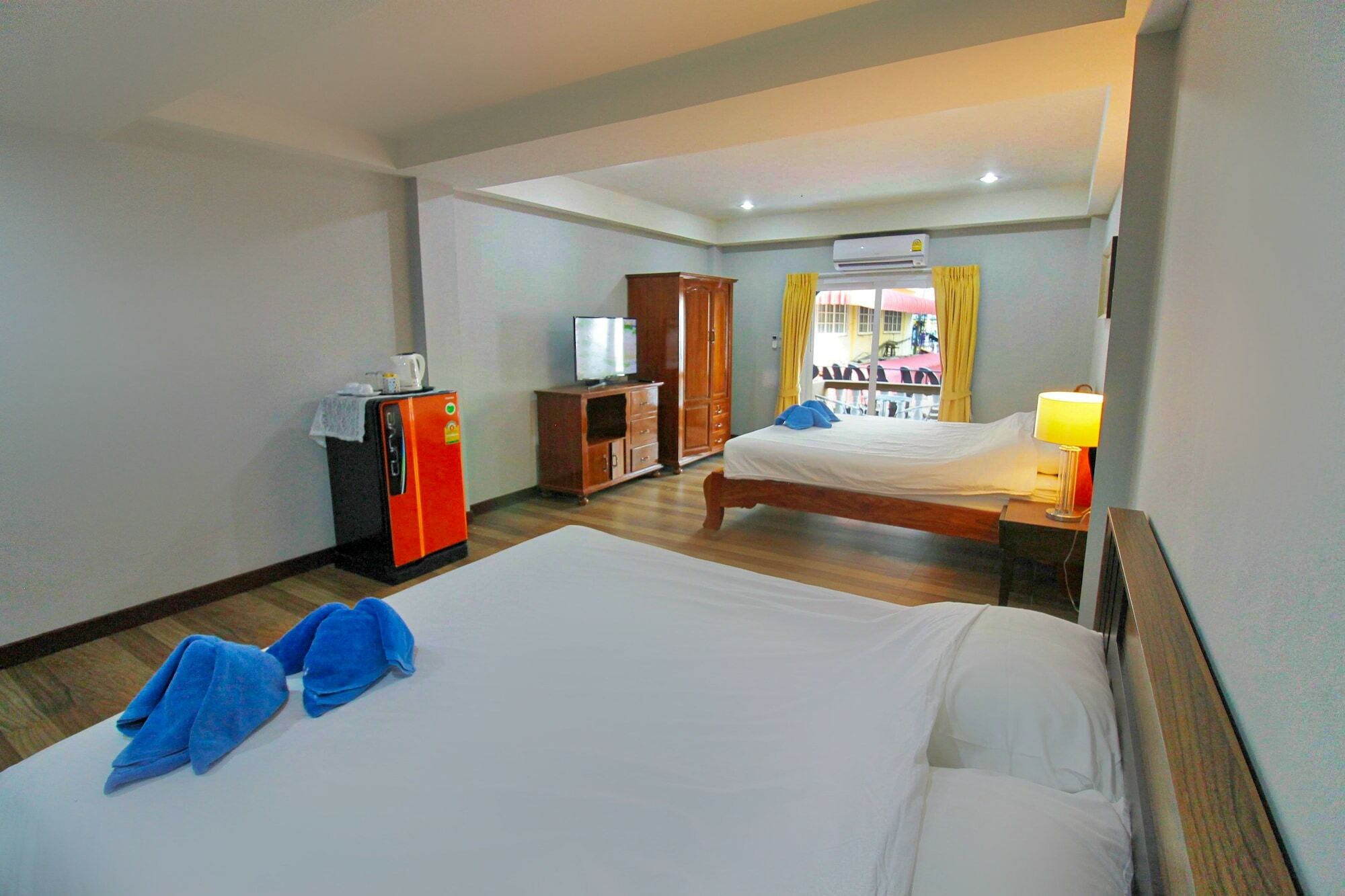 Jomtien Beach Pool House Паттайя Экстерьер фото